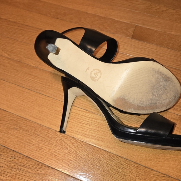 Michael Kors Heels - Picture 5 of 7